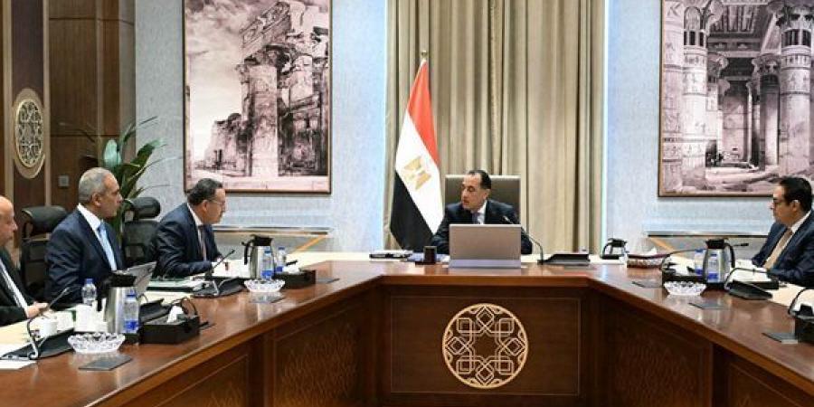 رئيس جامعة القاهرة: تطوير قصر العيني مشروع وطني يحظى باهتمام الدولة