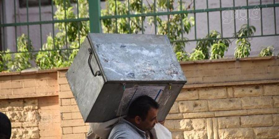 التعليم تتابع وصول أوراق أسئلة امتحانات الثانوية العامة 2026 إلى اللجان